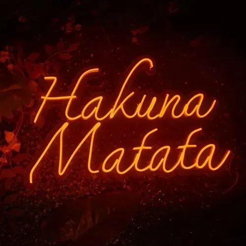 D_NQ_NP_908375-MLM74268675956_022024-O-letrero-led-neon-hakuna-matata.webp