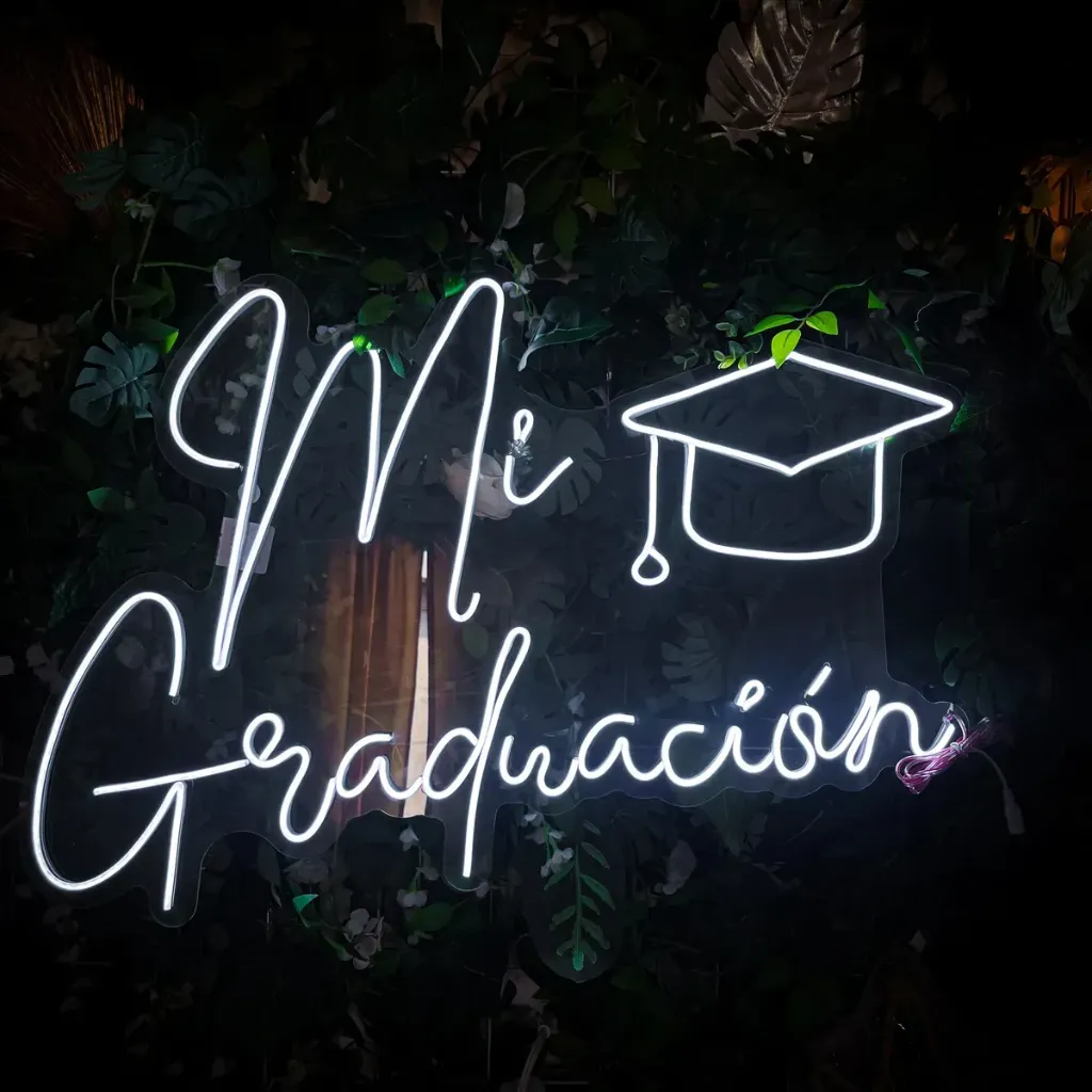 D_NQ_NP_2X_883633-MLM87181695514_072025-F-letreros-led-neon-mi-graduacion.webp