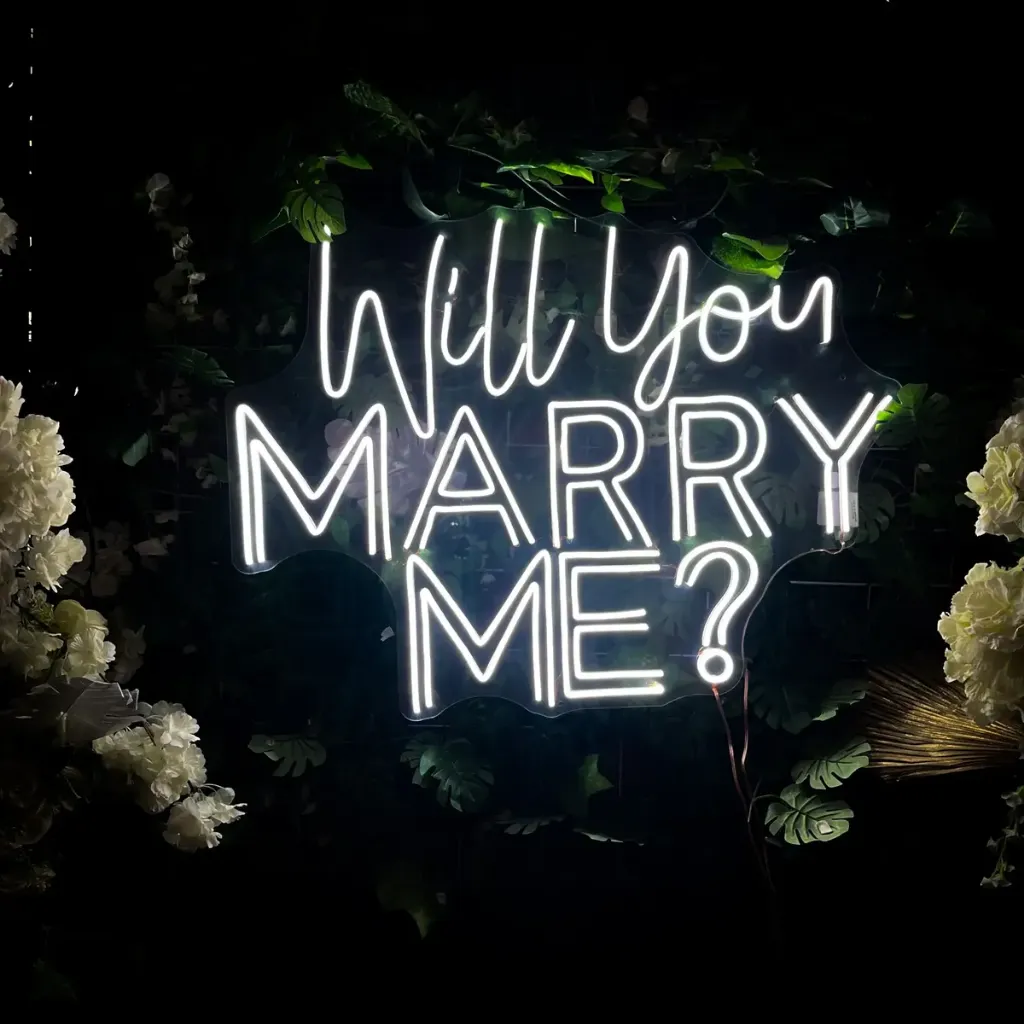 D_NQ_NP_2X_615082-MLM83500729737_042025-F-letrero-led-neon-will-you-marry-me-doble-linea-ch.webp