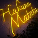 D_NQ_NP_2X_806600-MLM84385575617_052025-F-letrero-led-neon-hakuna-matata.webp