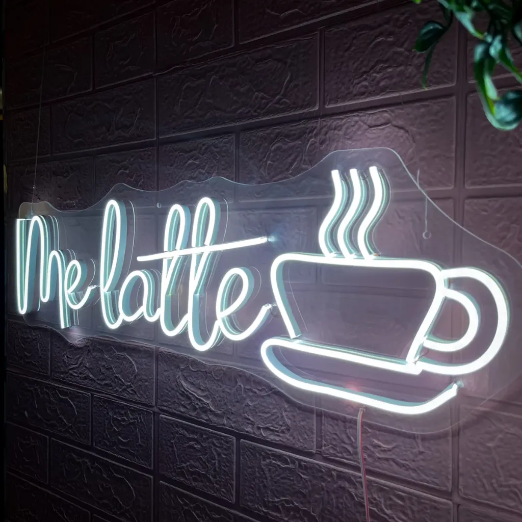 D_NQ_NP_2X_995401-MLM91822237117_092025-F-letrero-led-neon-personalizado-me-latte.webp