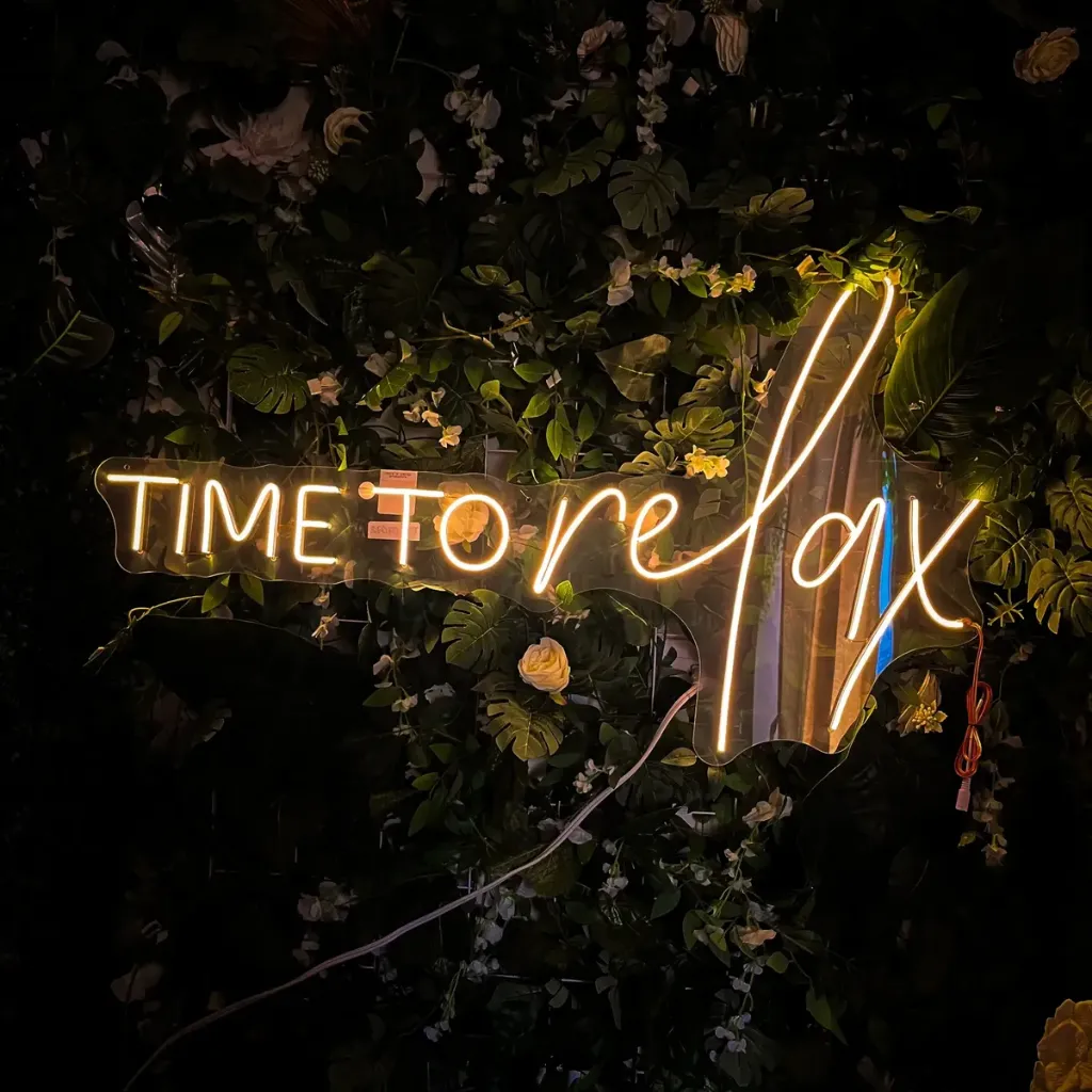 D_NQ_NP_2X_850654-MLM88833337537_072025-F-letrero-led-neon-time-to-relax-100x55.webp