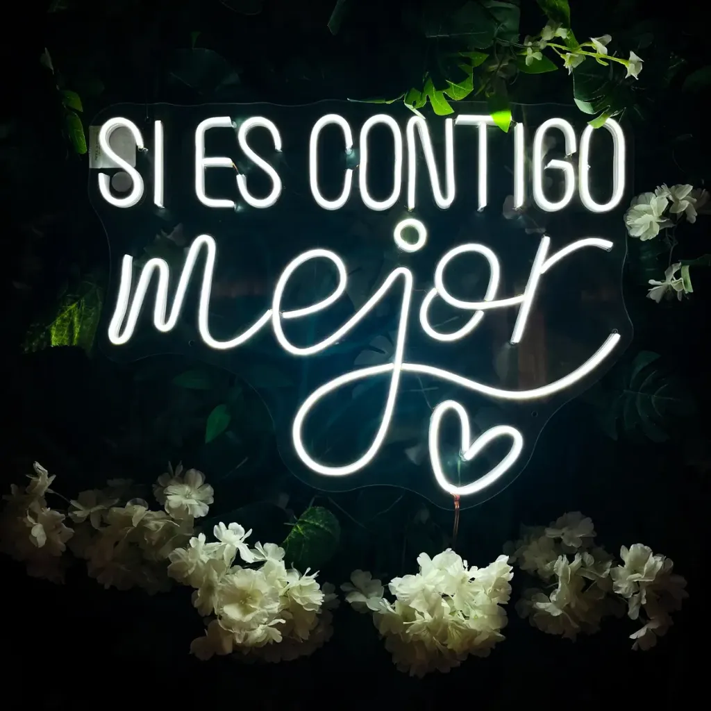 D_NQ_NP_2X_785284-MLM82082649075_012025-F-letrero-led-neon-si-es-contigo-mejor-san-valentin-amor.webp