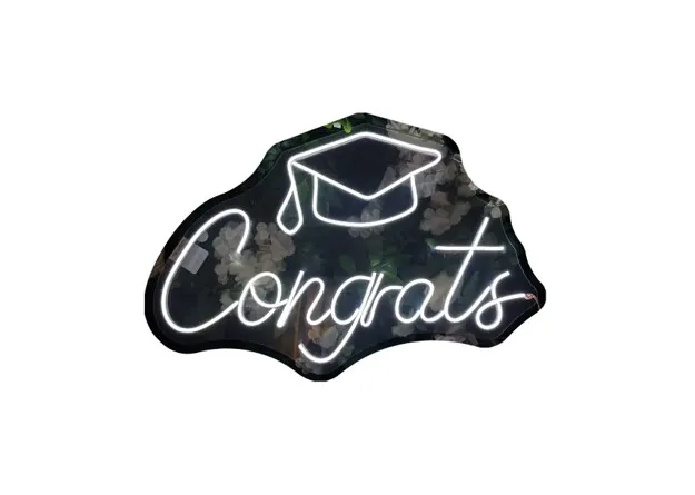 Congrats con birrete_60cm x 40cm