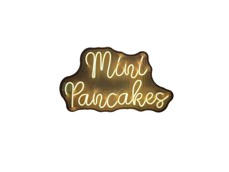 Mini Pancakes_54cm x 31cm