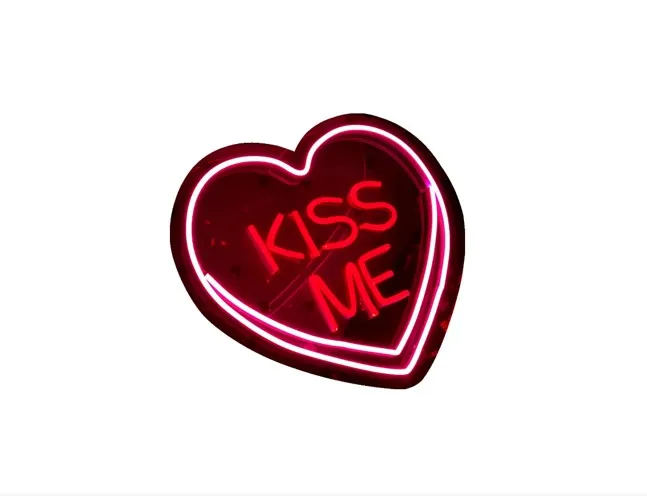 Candy Hearts kiss Me_ 34cm x 31cm